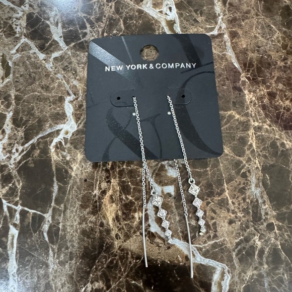 NY&C Silver Rhinestone Feed-Through Earrings! - Picture 1 of 2